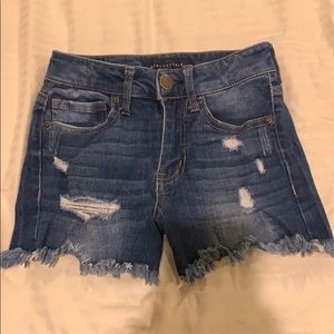 High wasted ripped Aeropostale Jean shorts!!!